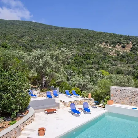 Villa Arkoudi.