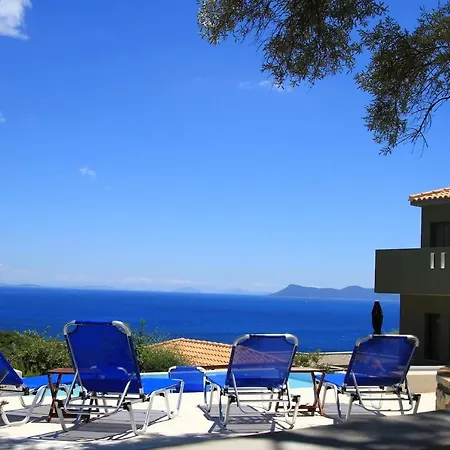 Arkoudi. Villa