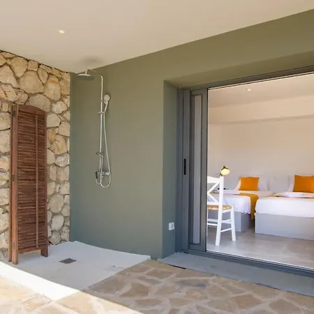 Arkoudi. Villa Evgiros